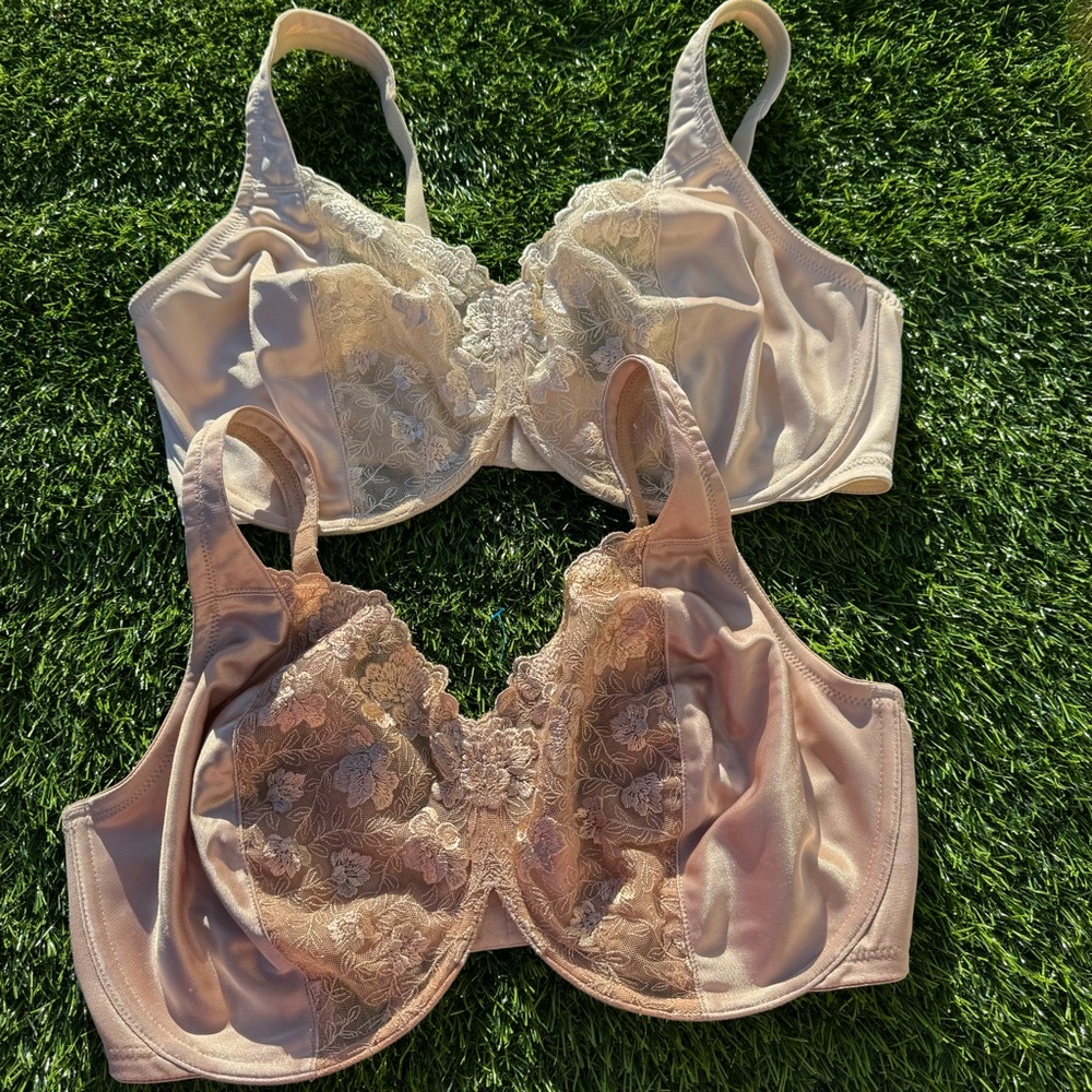 Breezies Full Coverage Elegant Lace Women's Bra Size 40DD